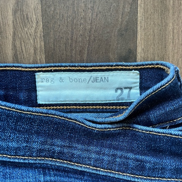 Rag & Bone Jeans 27 Skinny - darker wash - Picture 3 of 3